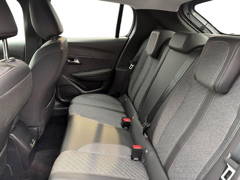 Used Peugeot E-208 YA73UYZ 18