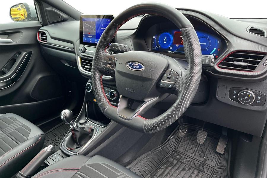 Ford Puma Photo autoimg-ae2d4c4ab3a2afc5e97597adfd1c4b48aa0d9478.jpg