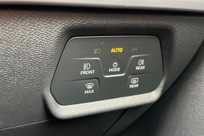 SEAT Leon Photo 22