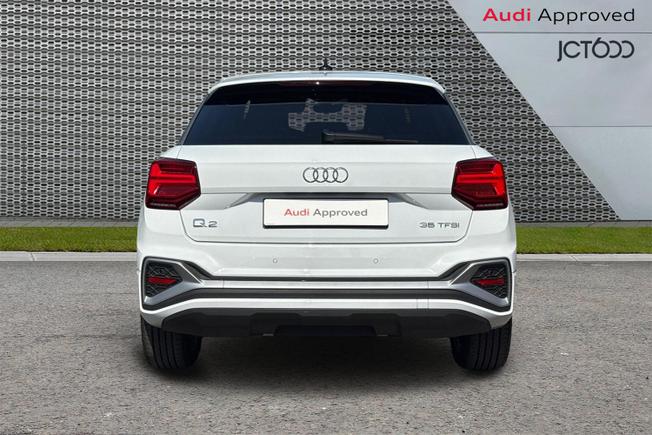 AUDI Q2 Photo 7