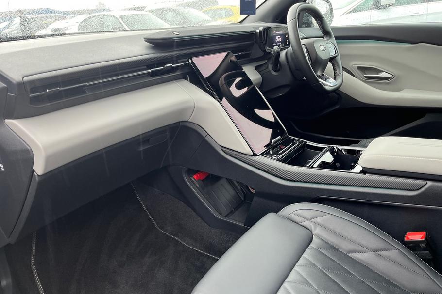 Used Ford Explorer 18