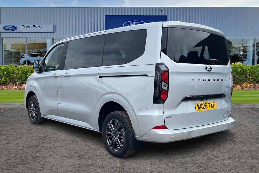 Ford TOURNEO CUSTOM Photo autoimg-ae33504d35c6b79871d4524bd6a5c1b96b5f235b.jpg