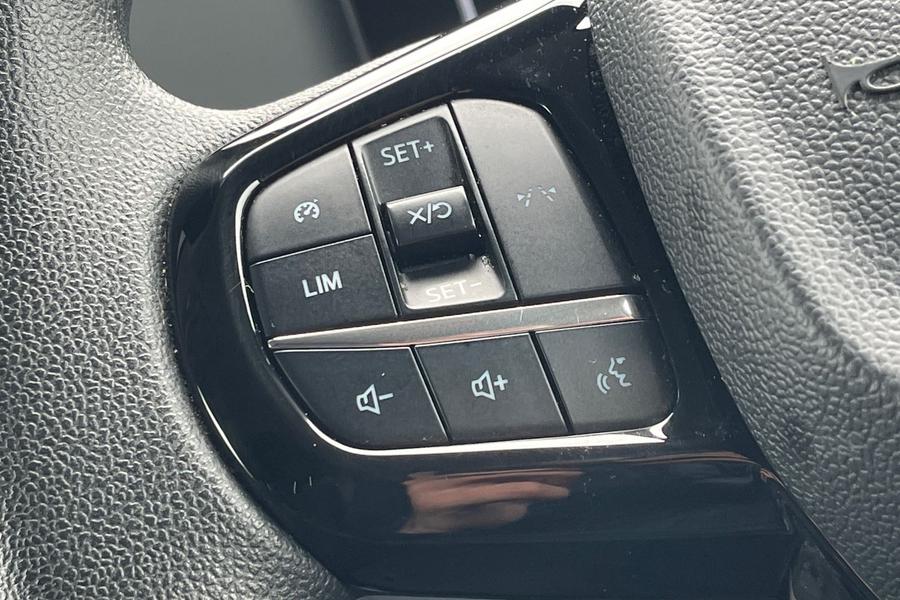 Ford TRANSIT CUSTOM Photo autoimg-ae364bd288074196aa1b458a4c8b087531a7deaf.jpg