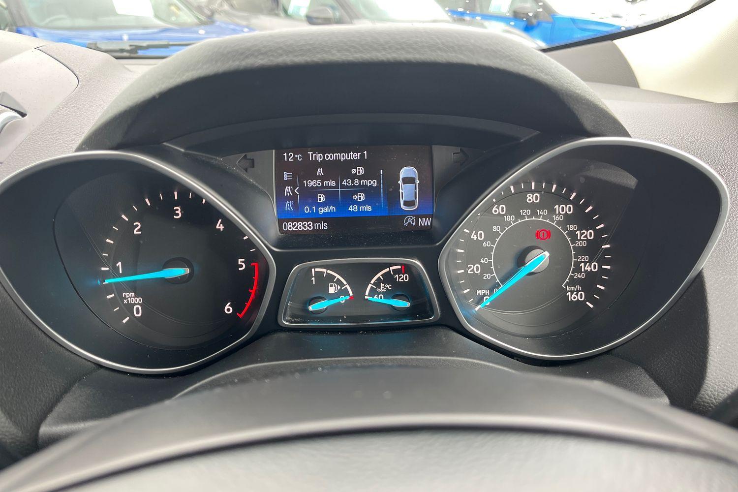 FORD KUGA Photo 12