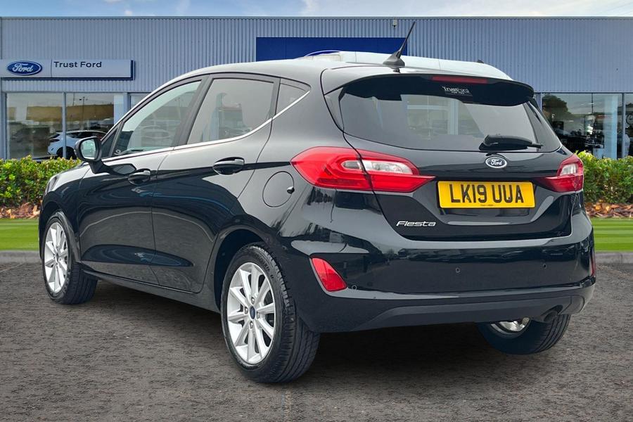 Ford Fiesta Photo autoimg-ae3b193849b5943be3eb333edb9de46faac5f622.jpg