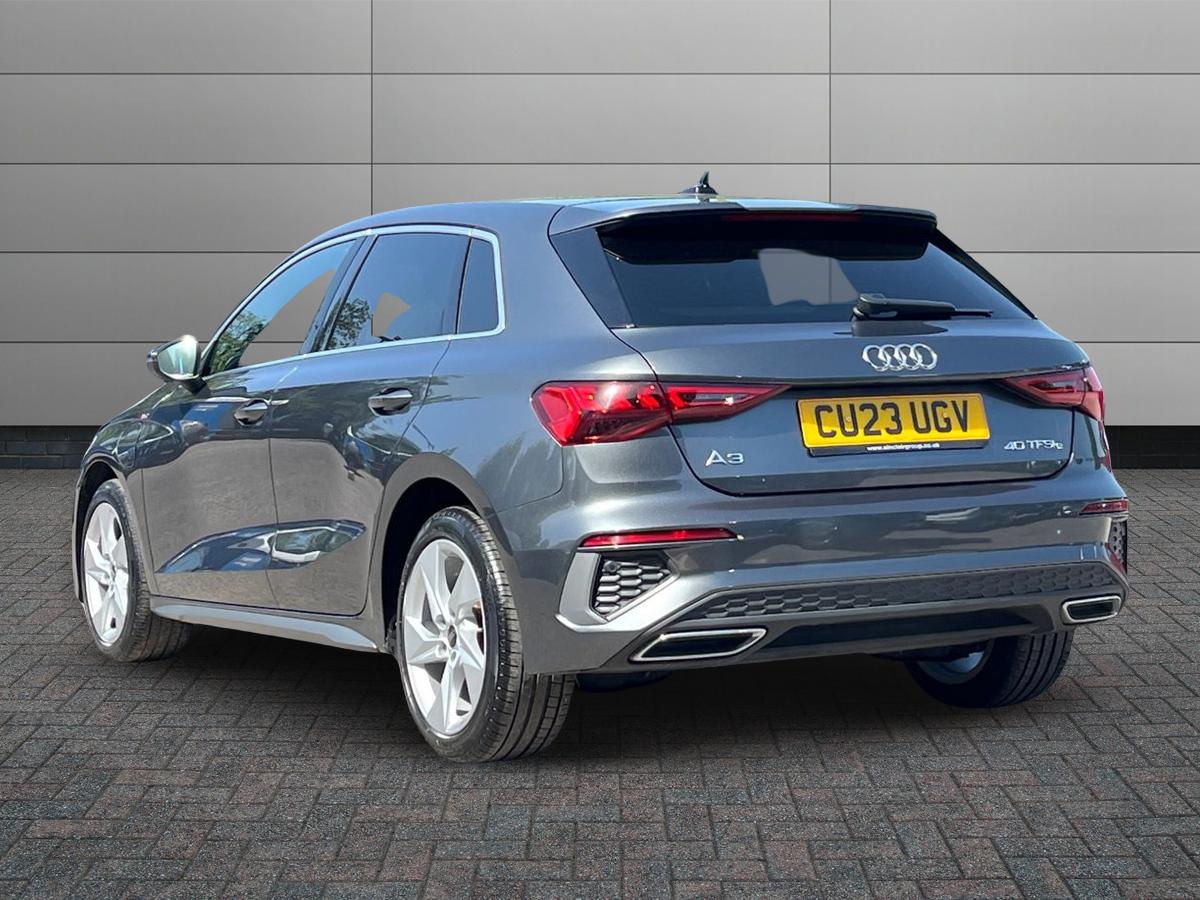 Audi A3 Photo 1