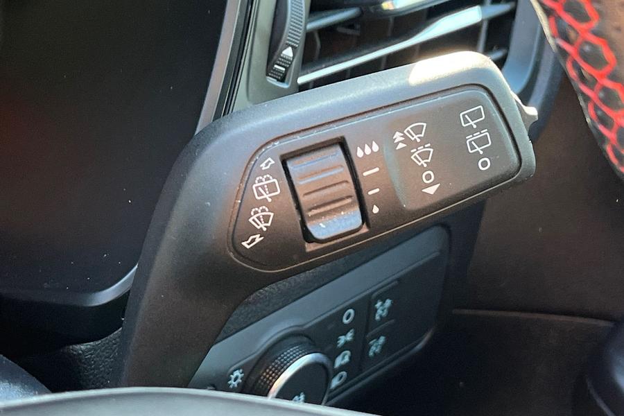 Ford KUGA Photo autoimg-ae3d286893f0580e75ed9f137b68bdd4a2e72bc7.jpg