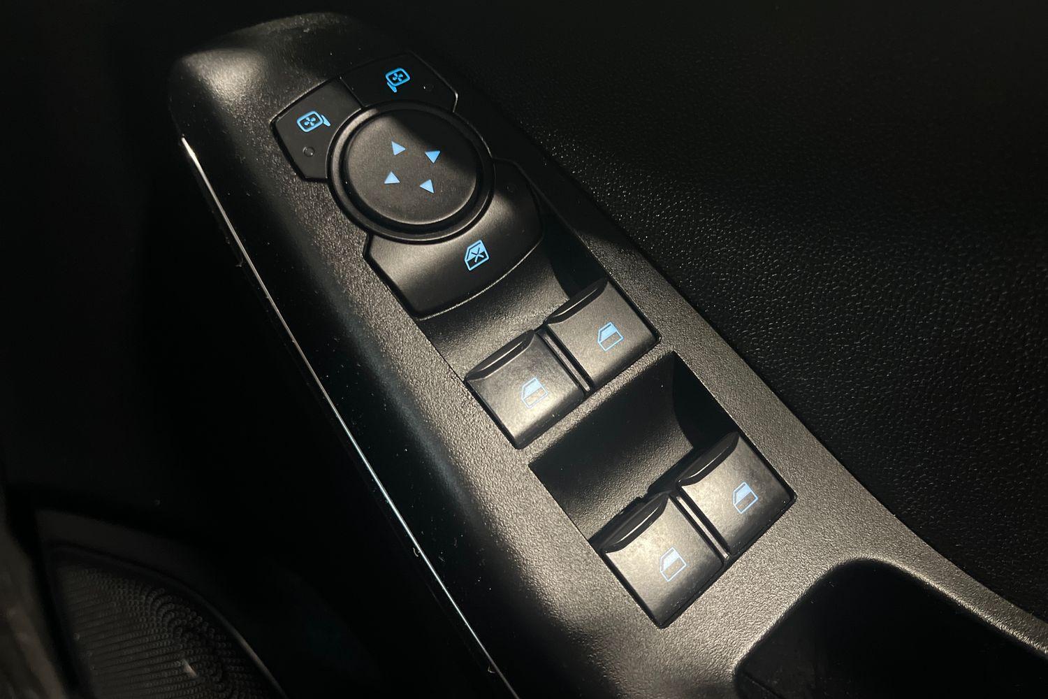 Ford FIESTA Photo 15