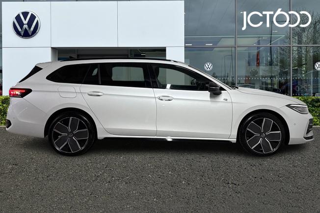Volkswagen Passat Photo 4