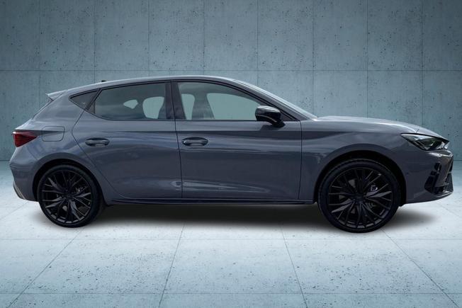 CUPRA Leon Photo 4