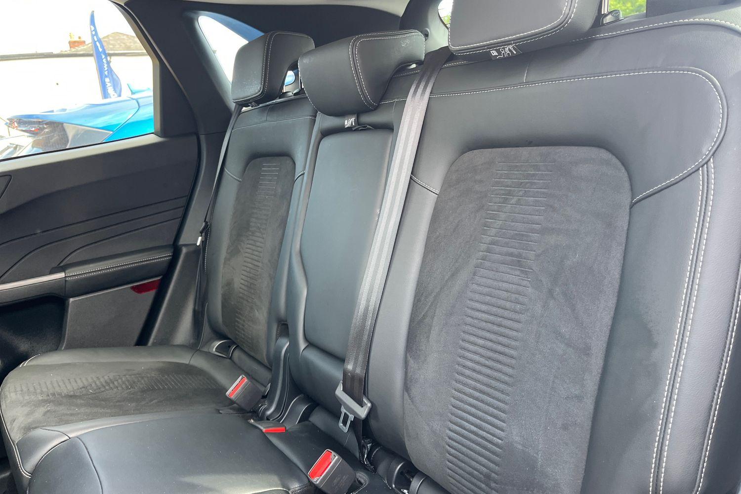 Ford KUGA Photo 19