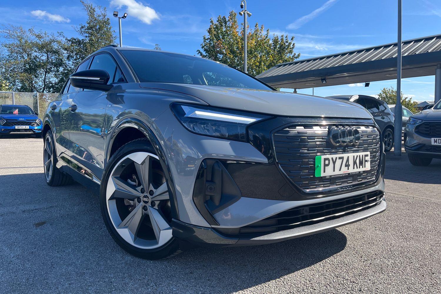 Audi Q4 e-tron Photo 36