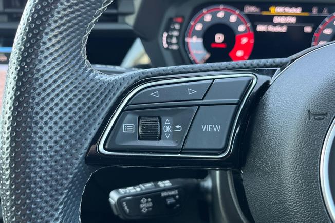 AUDI S3 Photo 16