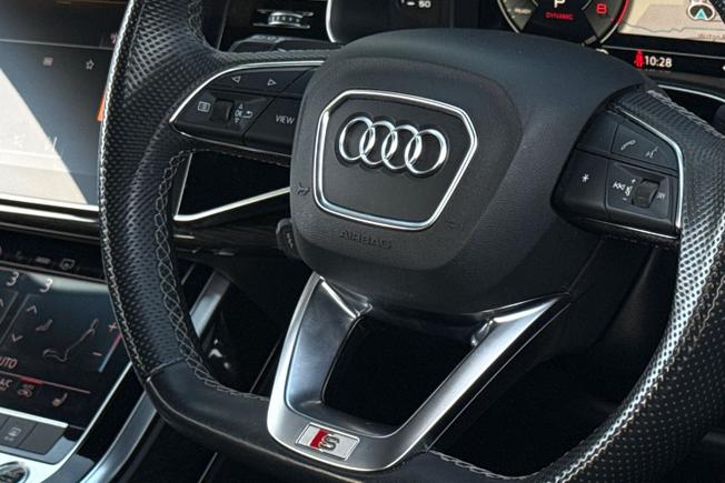 Audi Q7 Photo 38
