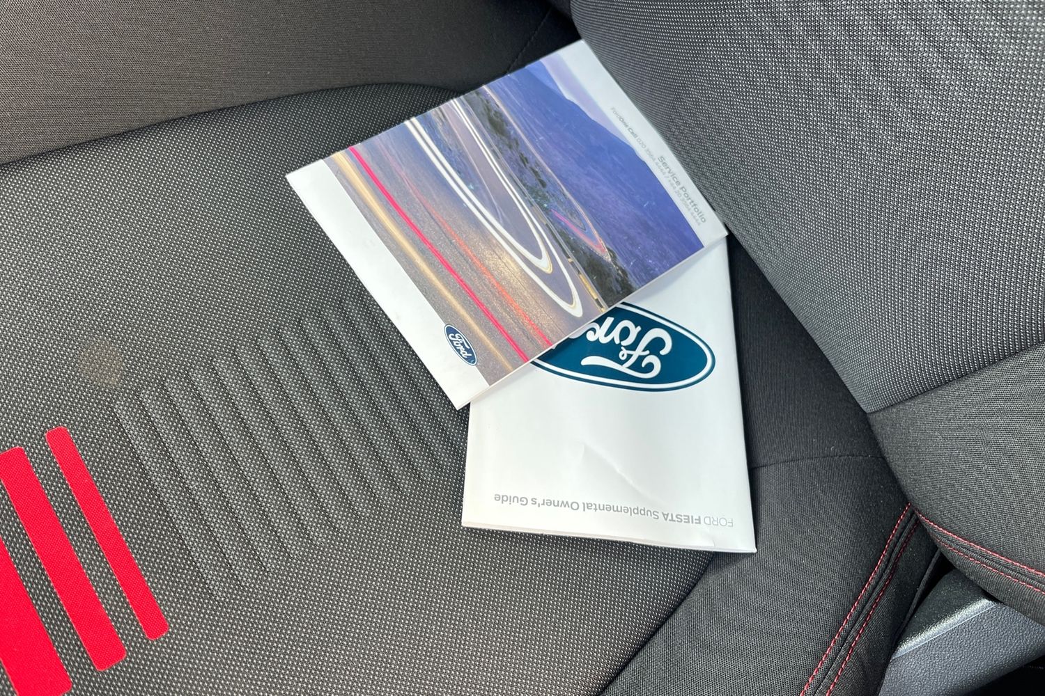 Ford Fiesta Photo 21