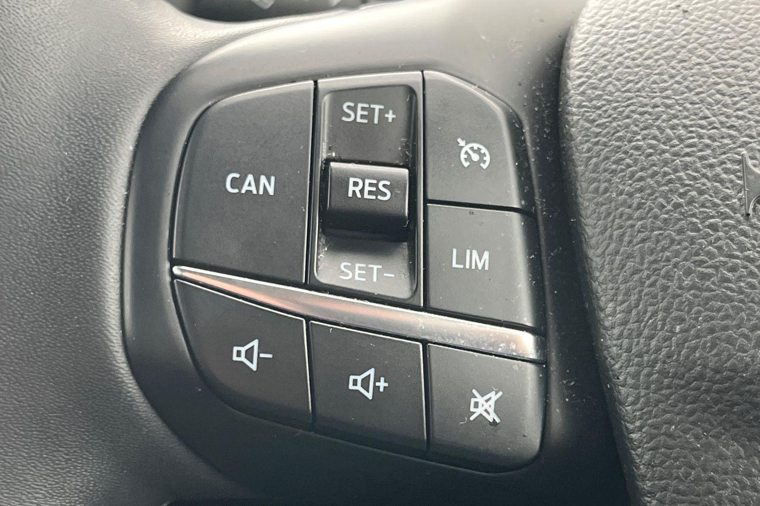 Ford FOCUS Photo 41
