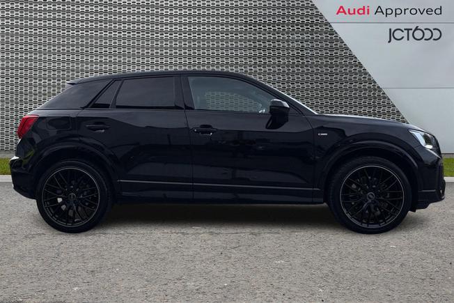 AUDI Q2 Photo 4