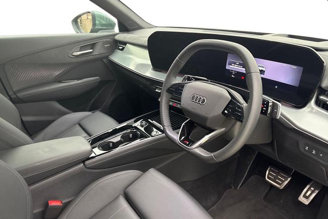 AUDI Q3 Photo 6