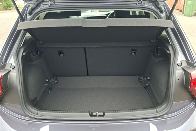 VOLKSWAGEN Polo Photo 12