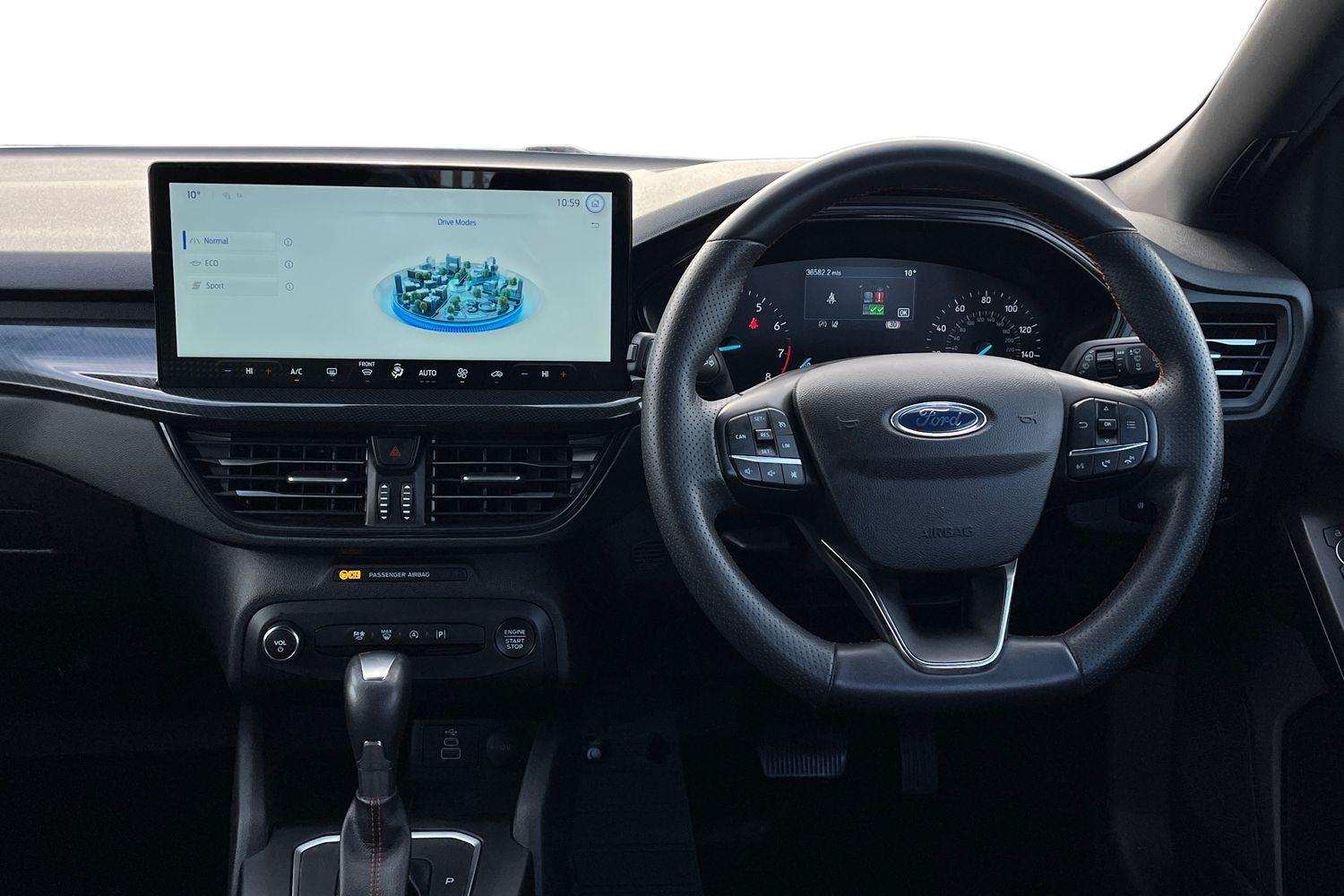 Ford FOCUS Photo 10