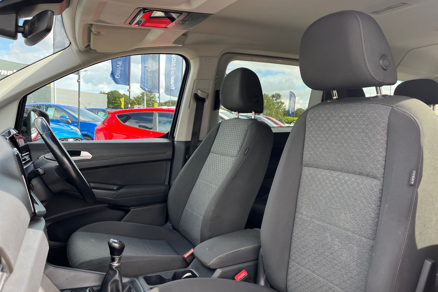 Ford Grand Tourneo Connect Photo 18