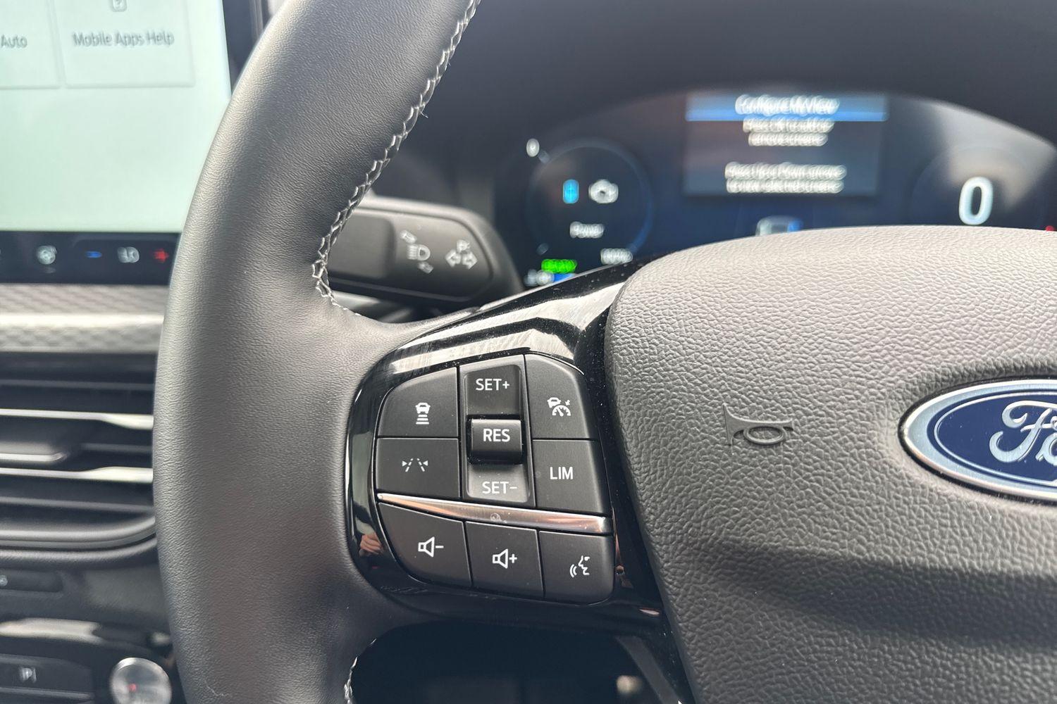 Ford KUGA Photo 39