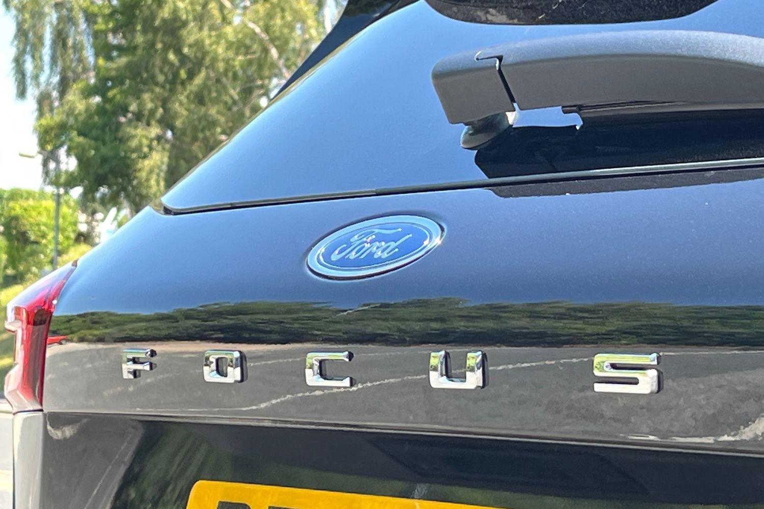 Ford FOCUS Photo 38