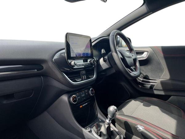 Ford Puma Photo autoimg-ae674f94966936f58f7f0087df646b60490fd1a4.jpg