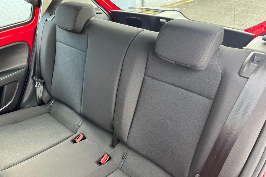 Volkswagen UP Photo autoimg-ae6e2af03df183725f1468c523393e6541708595.jpg