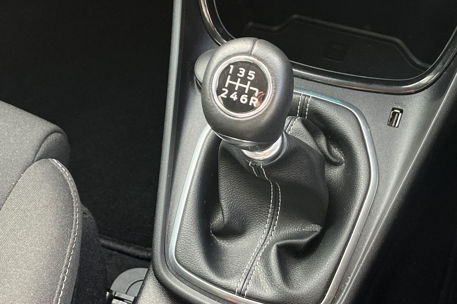 Ford PUMA Photo 34