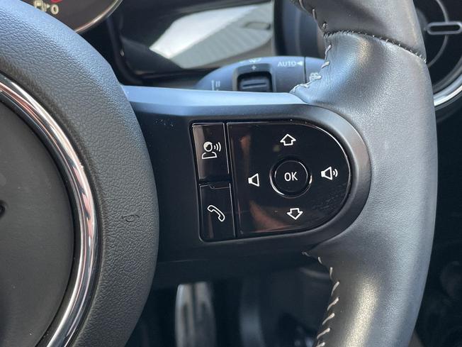 MINI Hatch Photo 17