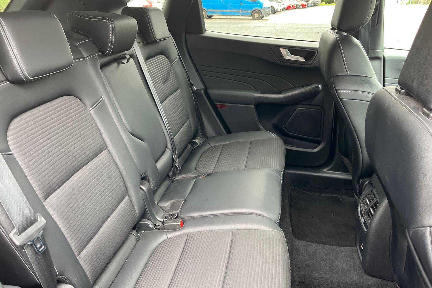 Ford Kuga Photo 36