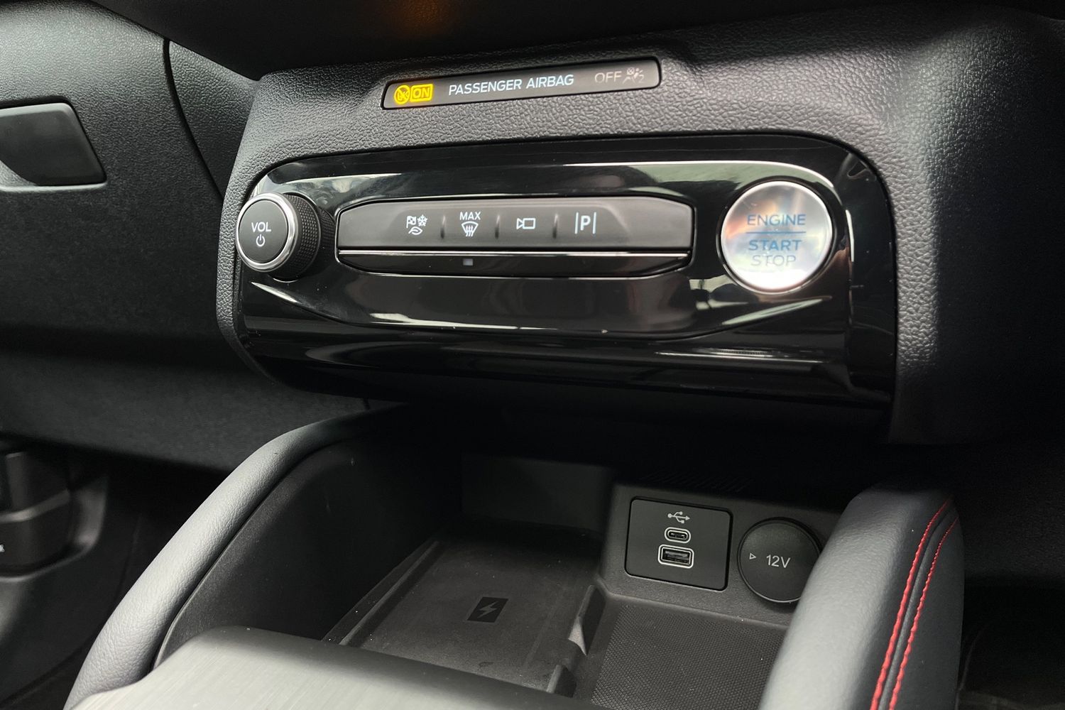 Ford Kuga Photo 33