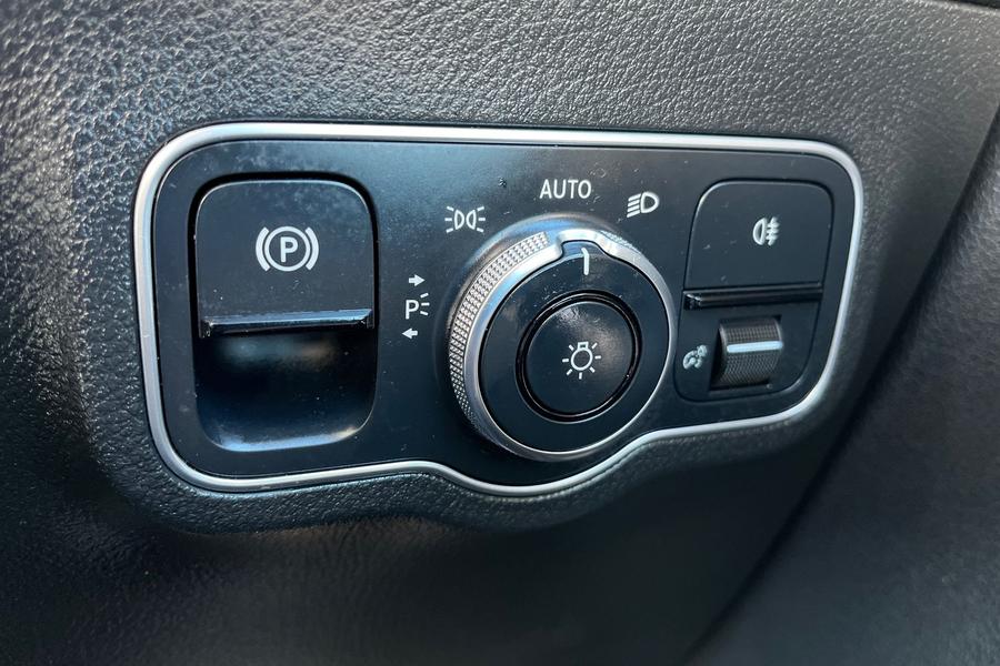 Mercedes-Benz GLA Photo autoimg-ae80895ec8ac79614c099c17aedd353ff65930cd.jpg