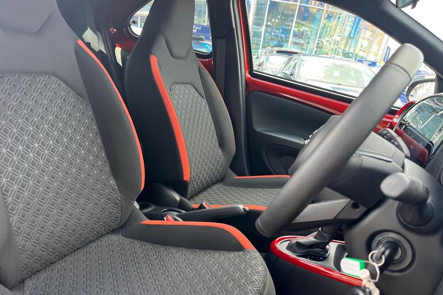 Toyota Aygo X Photo autoimg-ae818028bbe9ff6070e36c3ec2218faae8f59e23.jpg