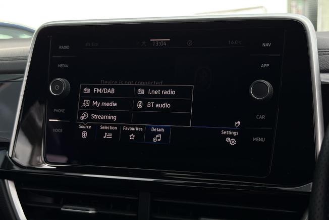 VOLKSWAGEN T-Roc Photo 35