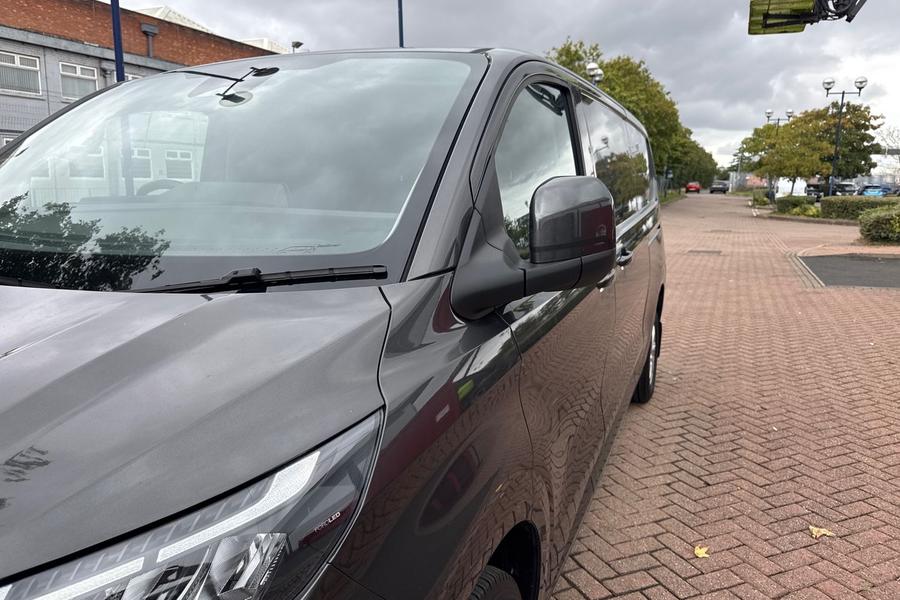 Ford TRANSIT CUSTOM Photo autoimg-ae8560cd967451d37882f18eb9d61541cf558cc5.jpg