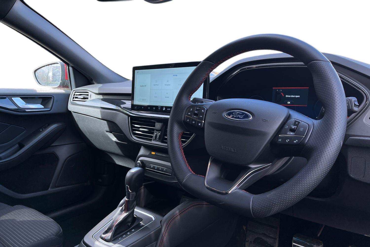 Ford Focus Photo 8