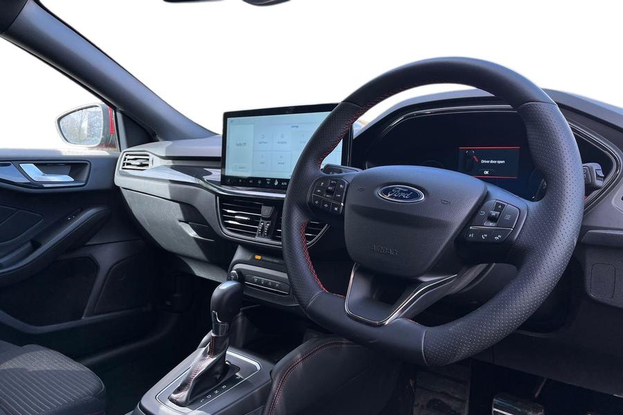 Ford Focus Photo autoimg-ae862d02d524c5ddc044337bcd23e2e834031432.jpg