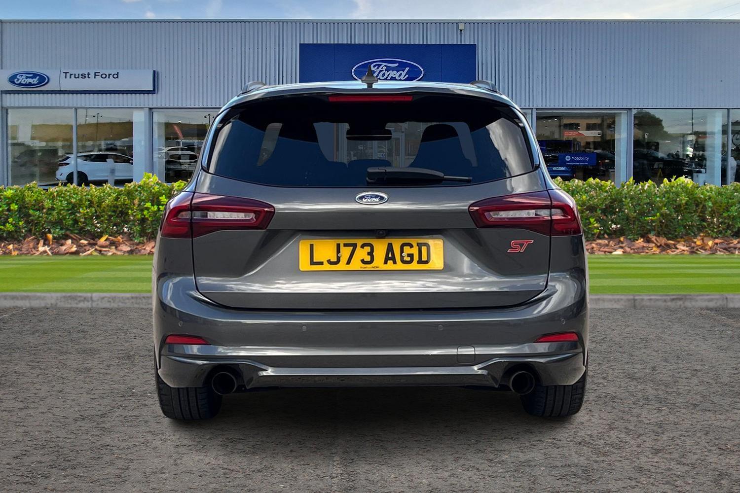 Ford Focus Photo 6