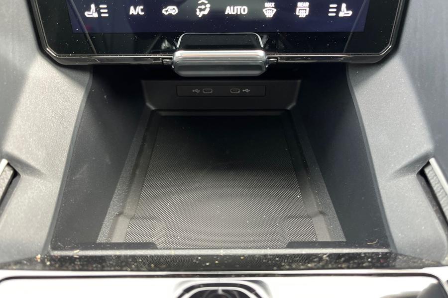 Ford Explorer Photo autoimg-ae89dfc50305b318135ae828cea2fc9a777cc115.jpg