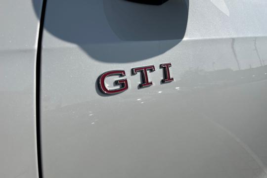 Volkswagen Golf Photo autoimg-ae90b5aa954db353109a8d1d00d9c23483c5b578.jpg