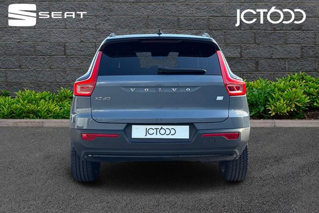 VOLVO Xc40 Photo 7