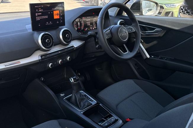 AUDI Q2 Photo 25