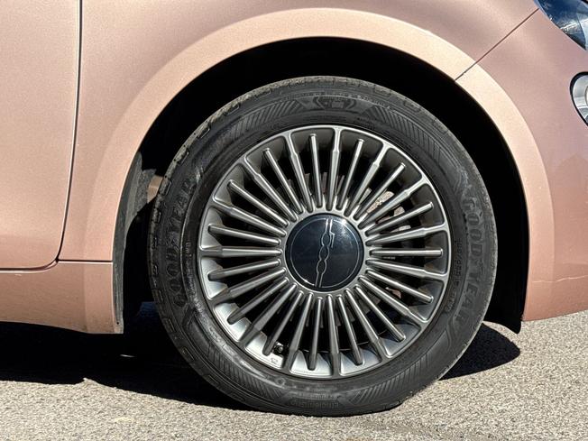 FIAT 500e Photo 5