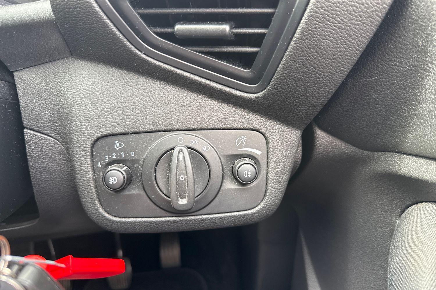 Ford C-Max Photo 35