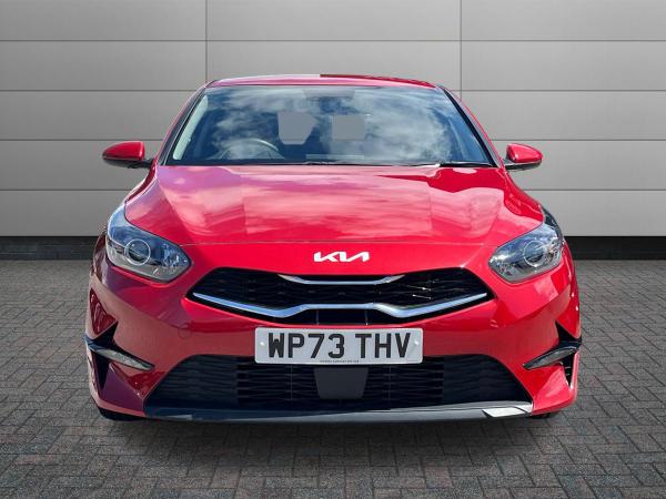 Kia Ceed Photo autoimg-aea2067804469d85fd4c7594efe379440d5ab6ff.jpg