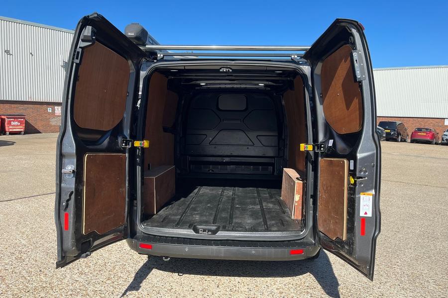 Ford TRANSIT CUSTOM Photo autoimg-aea44ef4769cc404ce40c622f04466da9044fc2f.jpg