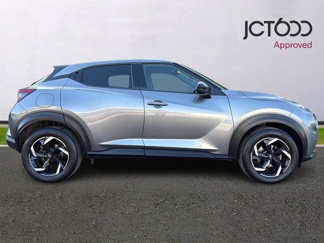 NISSAN Juke Photo 4