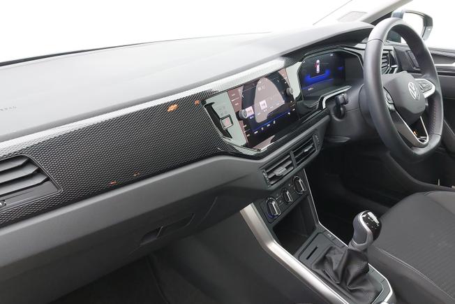 VOLKSWAGEN Polo Photo 2